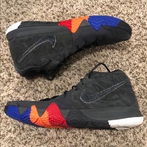 Nike Kyrie 4 Year of the Monkey Basketball Shoes